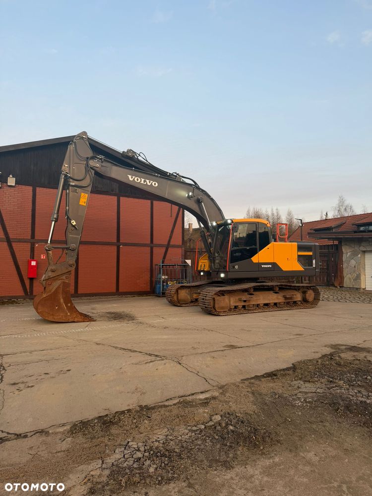 Volvo EC220EL - 2