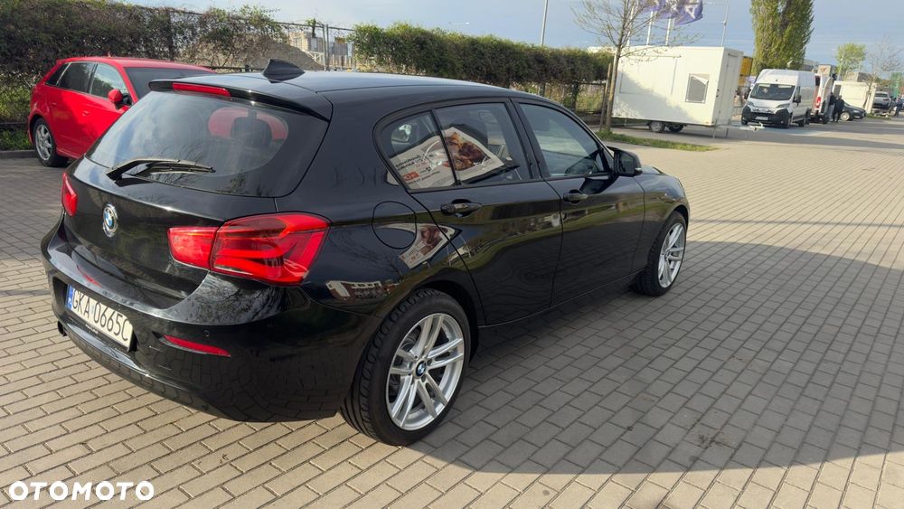 BMW Seria 1 118i - 4
