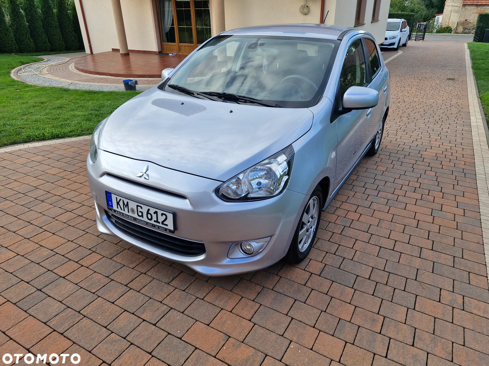 Mitsubishi Space Star 1.2 AS&G Intense - 12