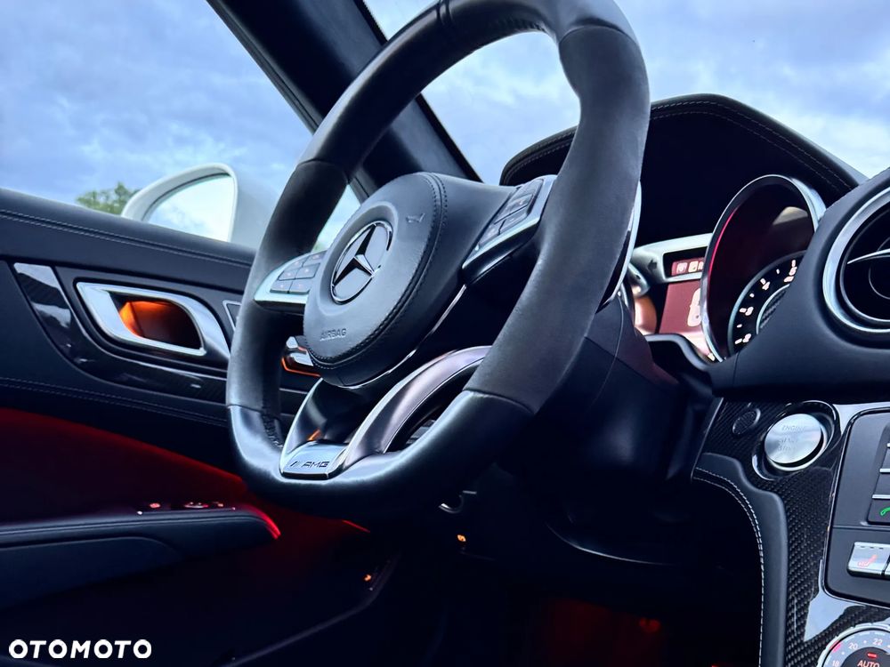 Mercedes-Benz SL 63 AMG - 26