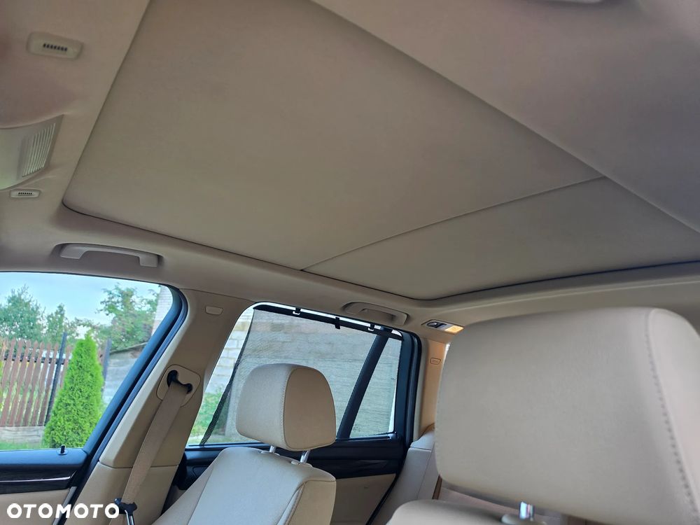 BMW X3 xDrive20i - 11