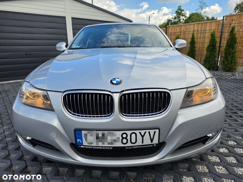BMW Seria 3 318d DPF - 3
