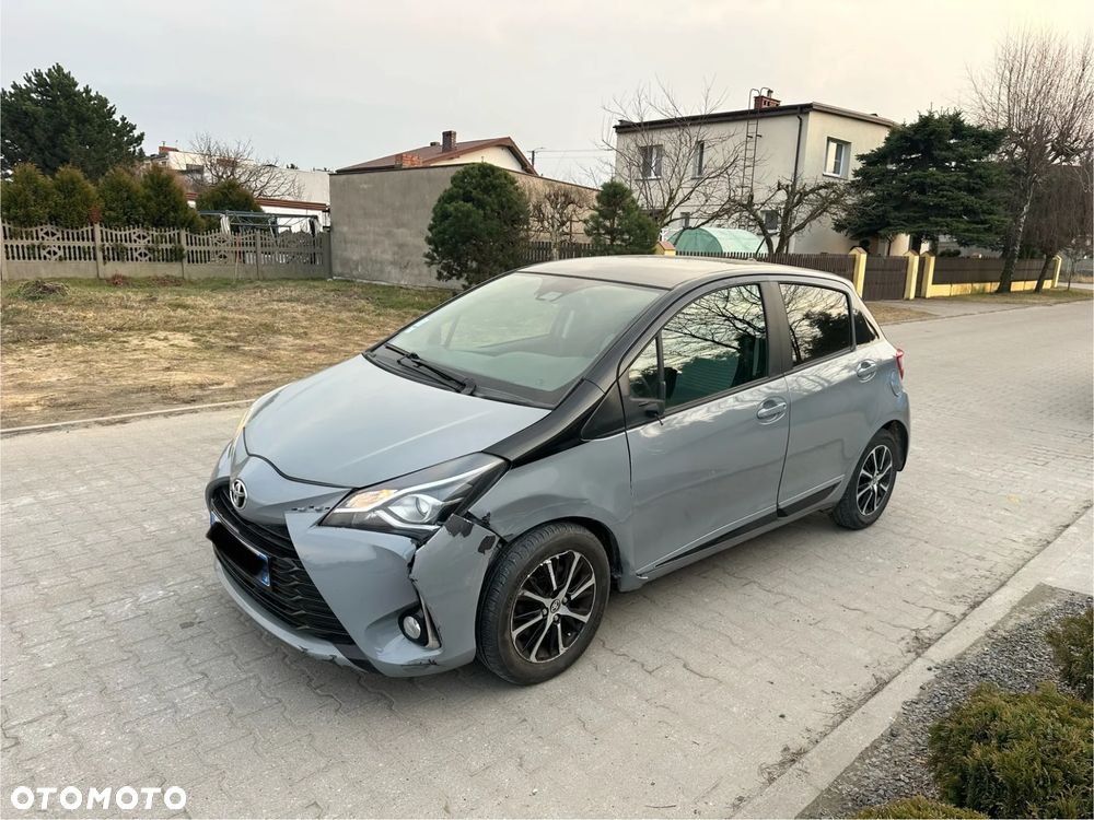 Toyota Yaris 1.5 Dynamic CVT - 8