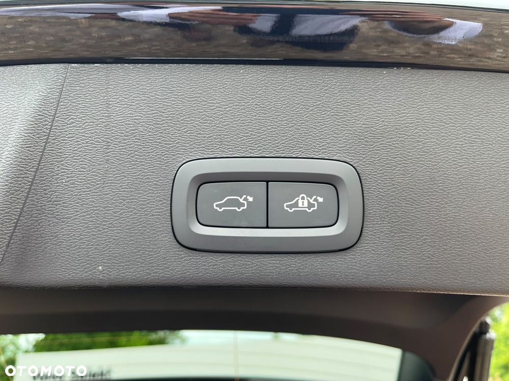 Volvo XC 40 - 11