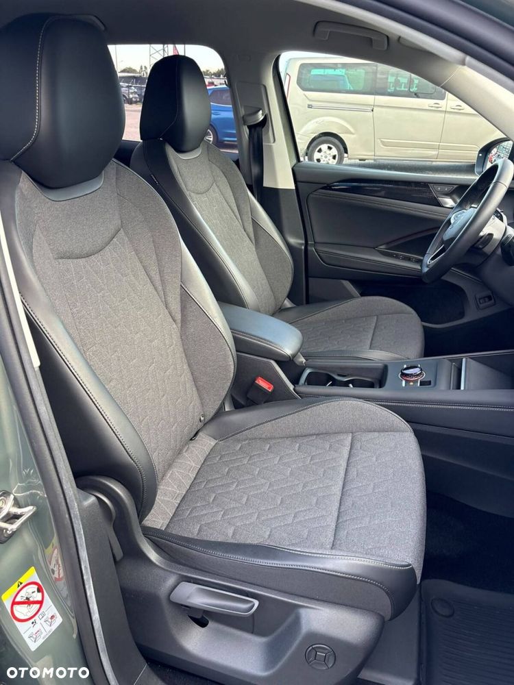 Volkswagen Tiguan 1.5 eTSI Life Plus DSG - 34