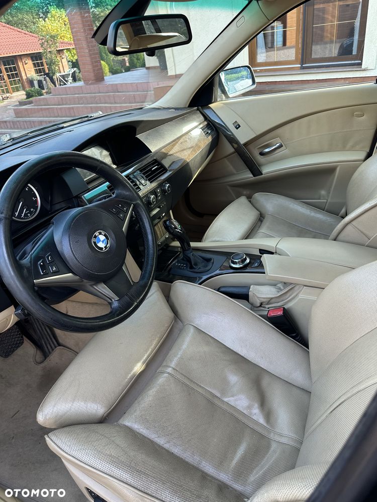 BMW Seria 5 2006 photo 3