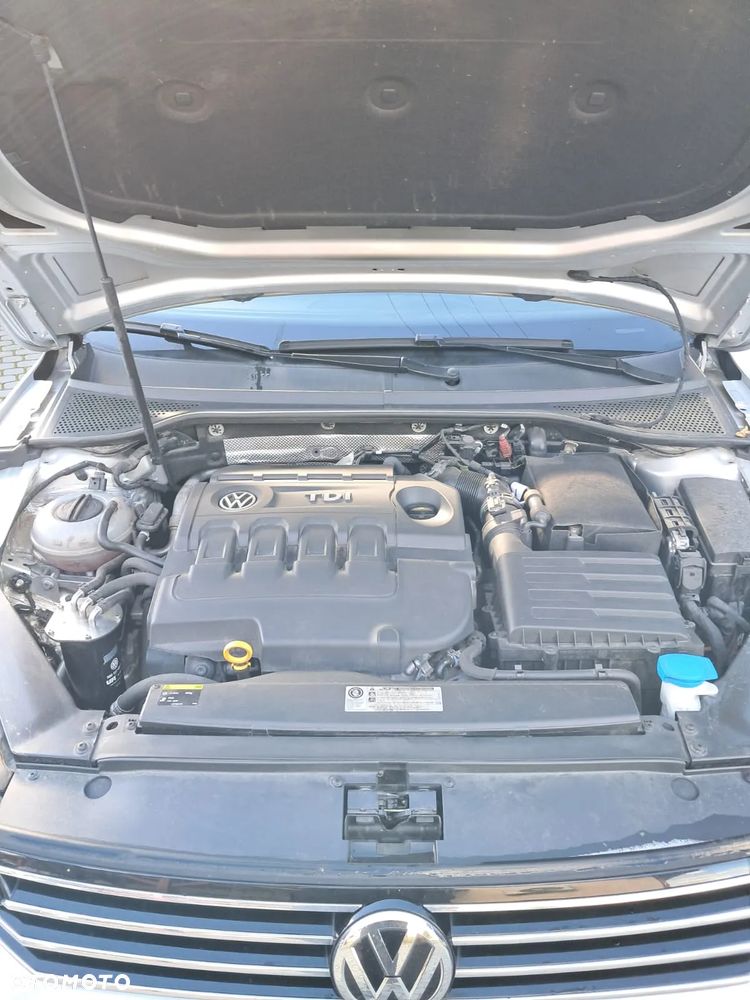 Volkswagen Passat - 7