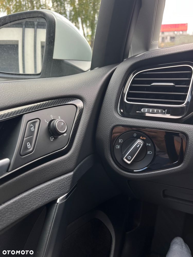 Volkswagen Golf 1.4 TSI BMT Highline DSG - 14