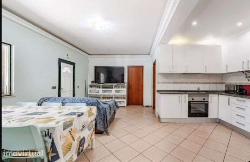 Moradia T2 com quintal - Grande imagem: 5/6