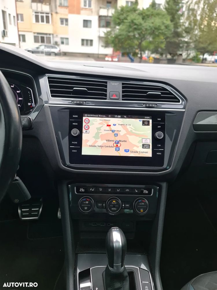 Volkswagen Tiguan 2.0 TDI SCR DSG IQ.DRIVE - 23