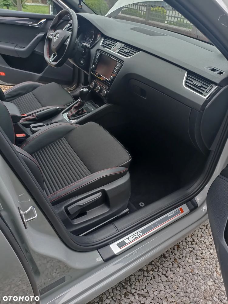 Skoda Octavia 2.0 TDI RS DSG - 34