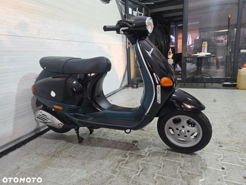 Piaggio Vespa - 15