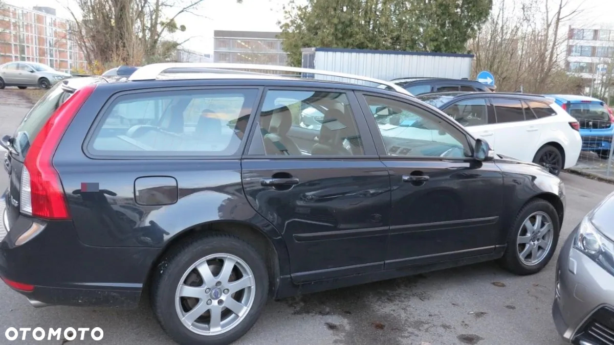 Volvo V50 DPF D3 Geartronic Summum - 33