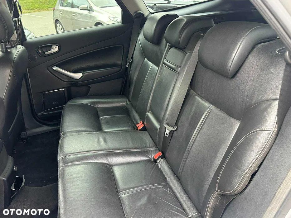 Ford Mondeo 2.0 TDCi Ghia - 3
