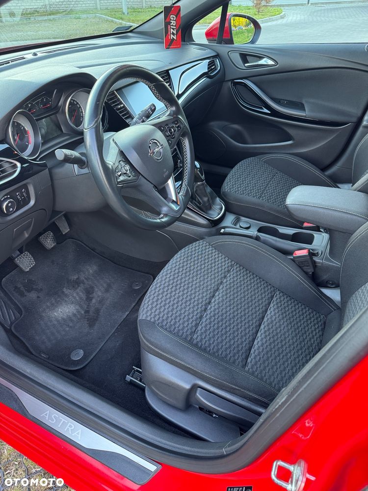 Opel Astra 1.4 T Dynamic S&S - 32