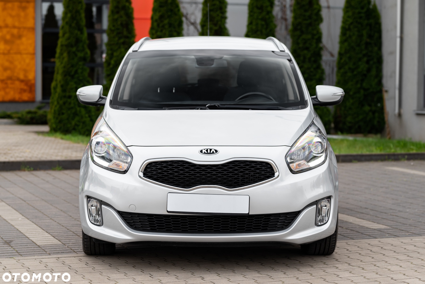 Kia Carens 1.7 CRDi L - 12