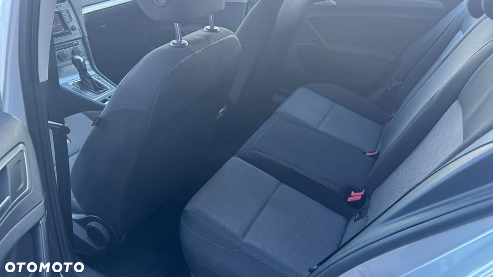 Volkswagen Golf 1.6 TDI Trendline DSG - 14