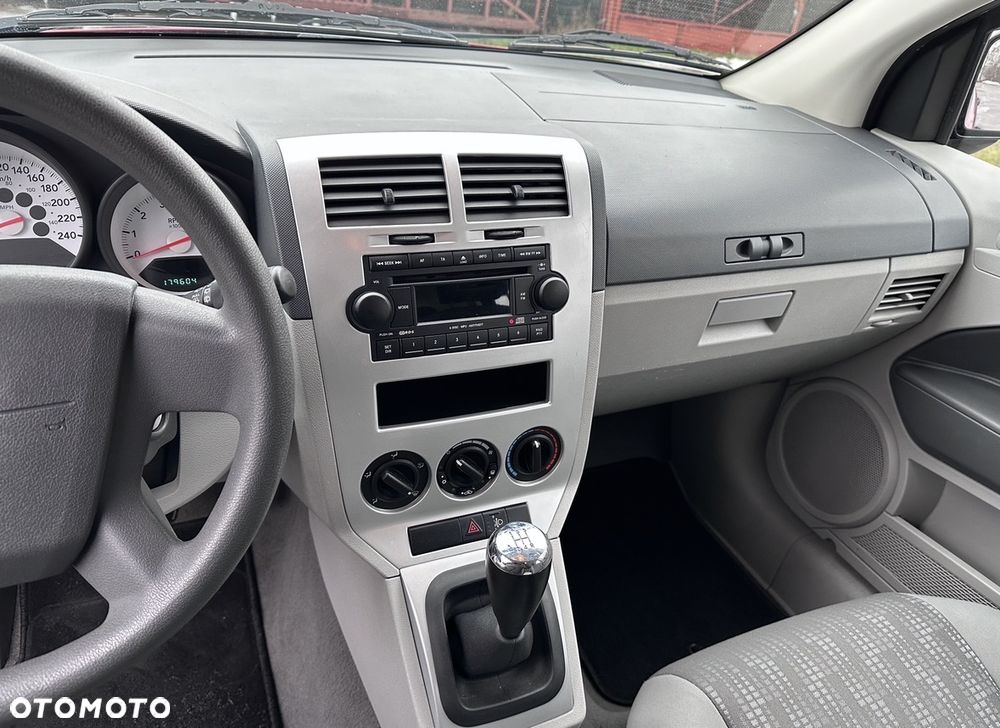 Dodge Caliber - 14