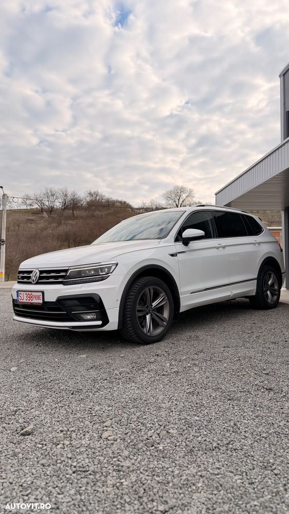 Volkswagen Tiguan - 2