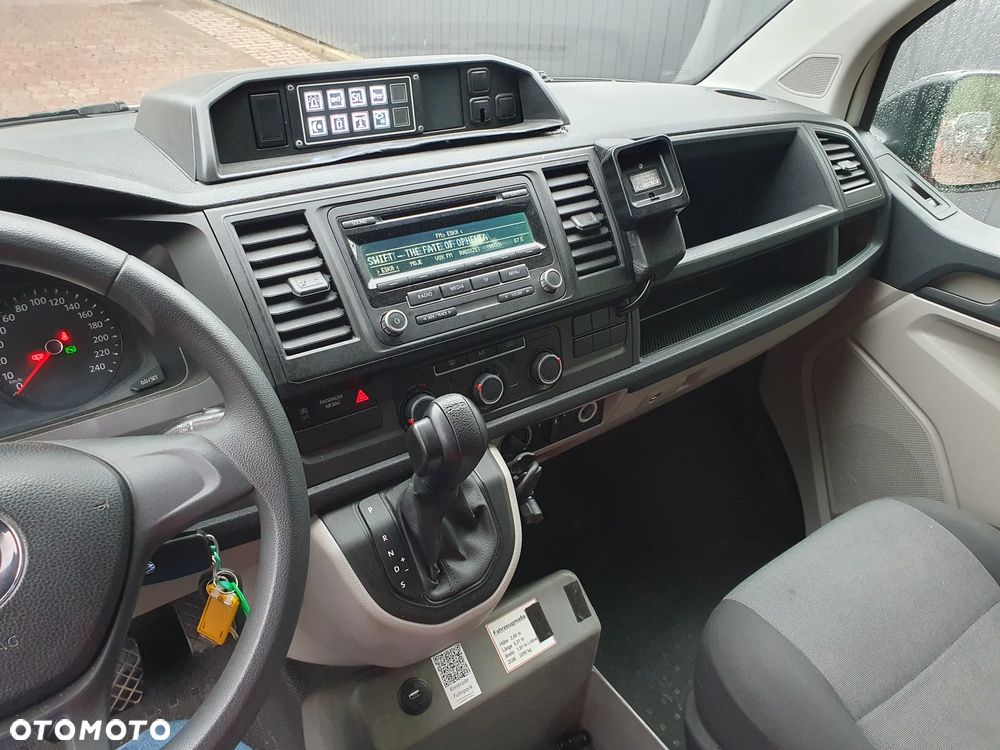 Volkswagen Transporter California DSG Beach - 5