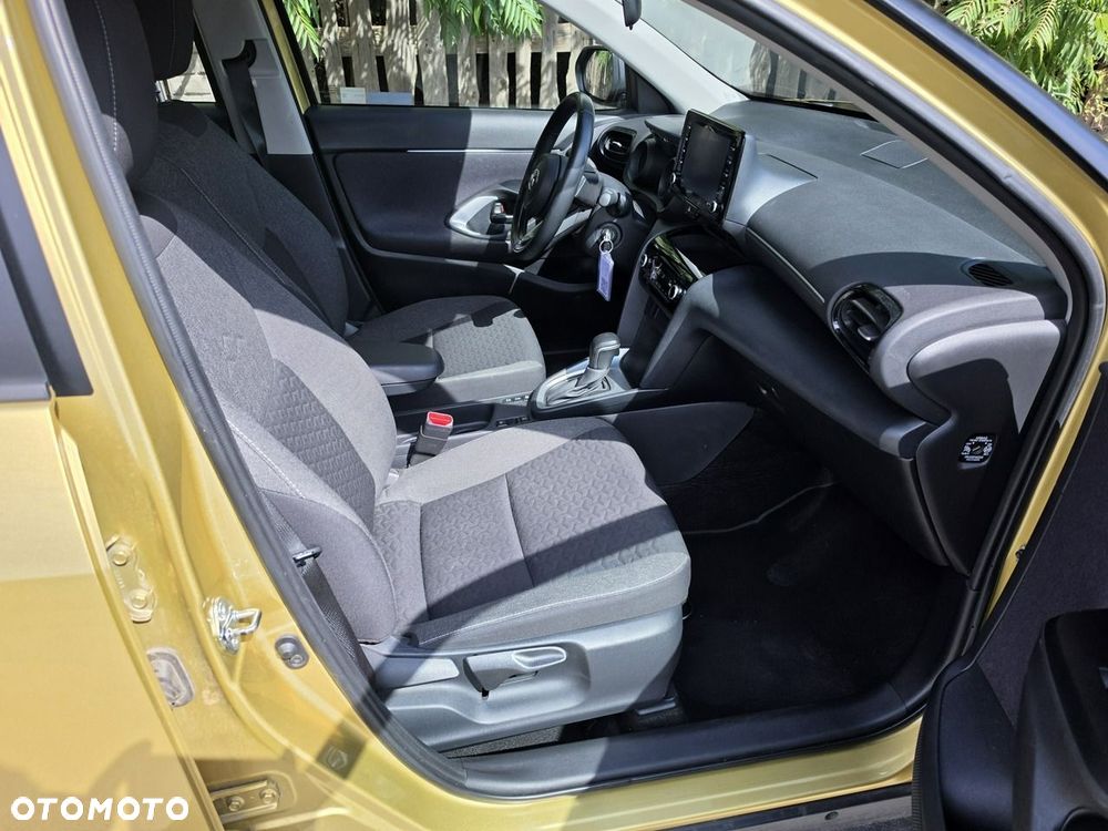 Toyota Yaris Cross Hybrid 1.5 Comfort - 12
