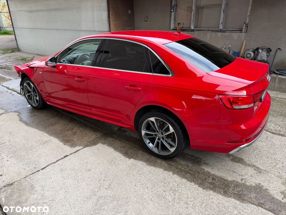 Audi A4 Limousine 35 TFSI mHEV S Line S tronic - 30