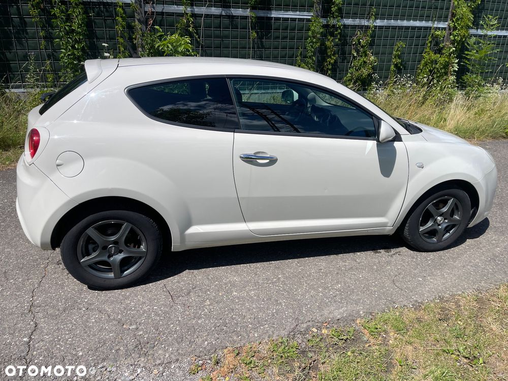 Alfa Romeo Mito 1.4 Distinctive - 3