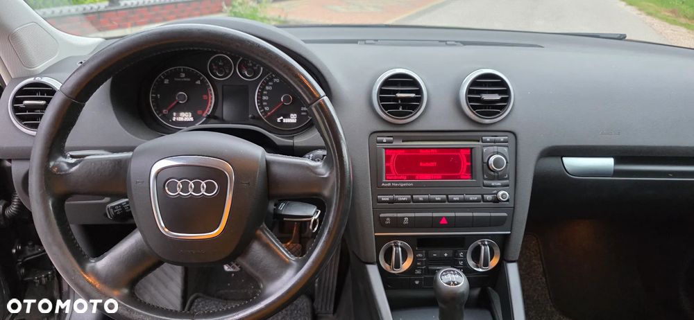 Audi A3 3-drzwiowe 1.6 TDI DPF Ambition - 6