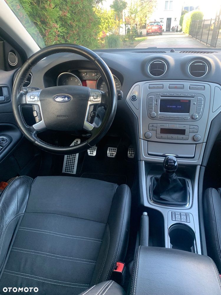 Ford Mondeo 2.0 S - 13