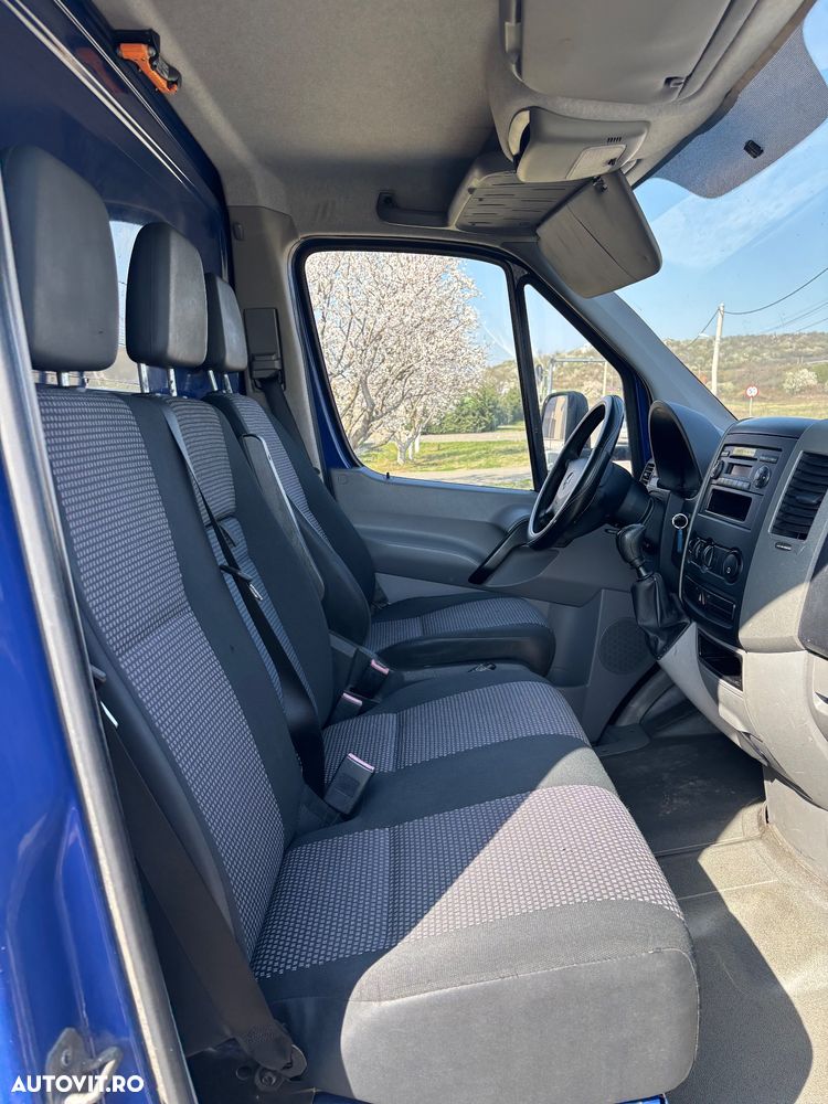 Mercedes-Benz Sprinter - 9
