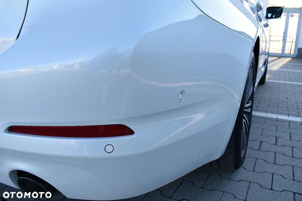 BMW Seria 5 530e iPerformance xDrive Luxury Line sport - 11