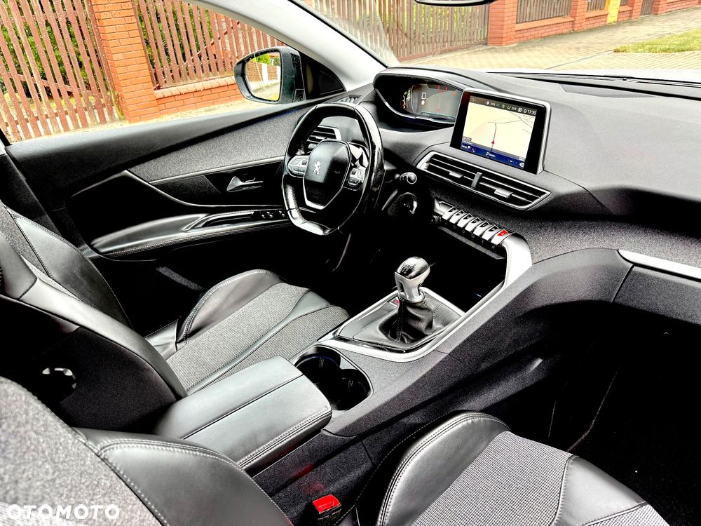 Peugeot 3008 2.0 HDi Active - 36
