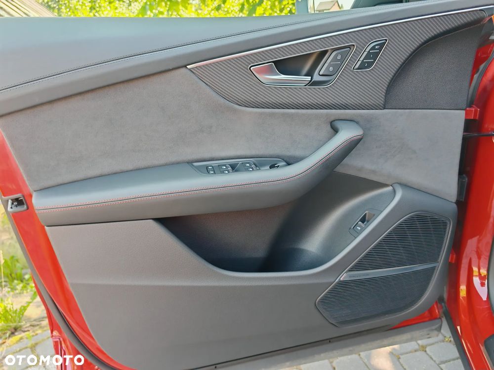 Audi SQ8 - 30