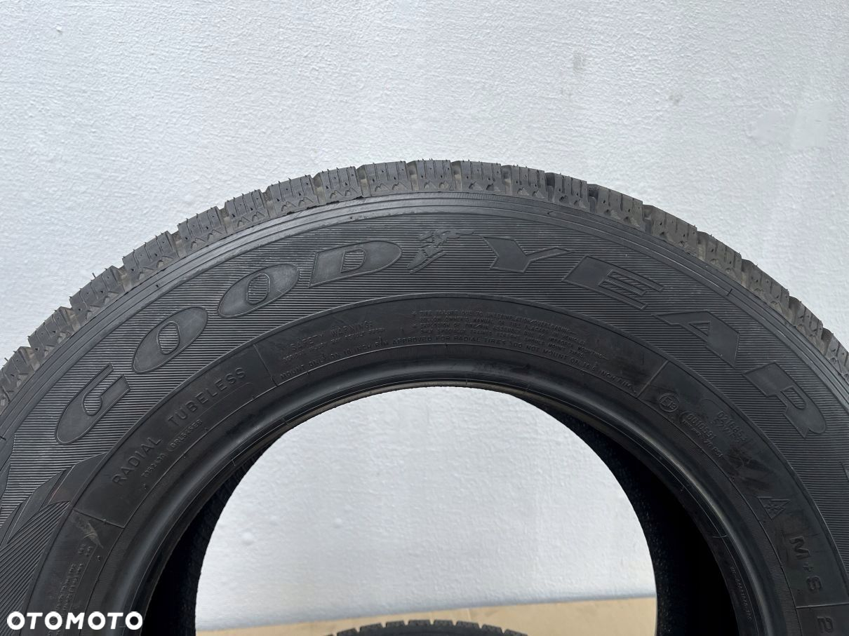 OPONY 235/65/16C 115/113R GOODYEAR CARGO ULTRAGRIP 2 - 7