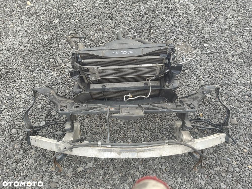 MERCEDES W212 3.0 CDI OM642 350cdi Pas Przedni Wzmocnienie Czołowe Chłodnice Belka - 1