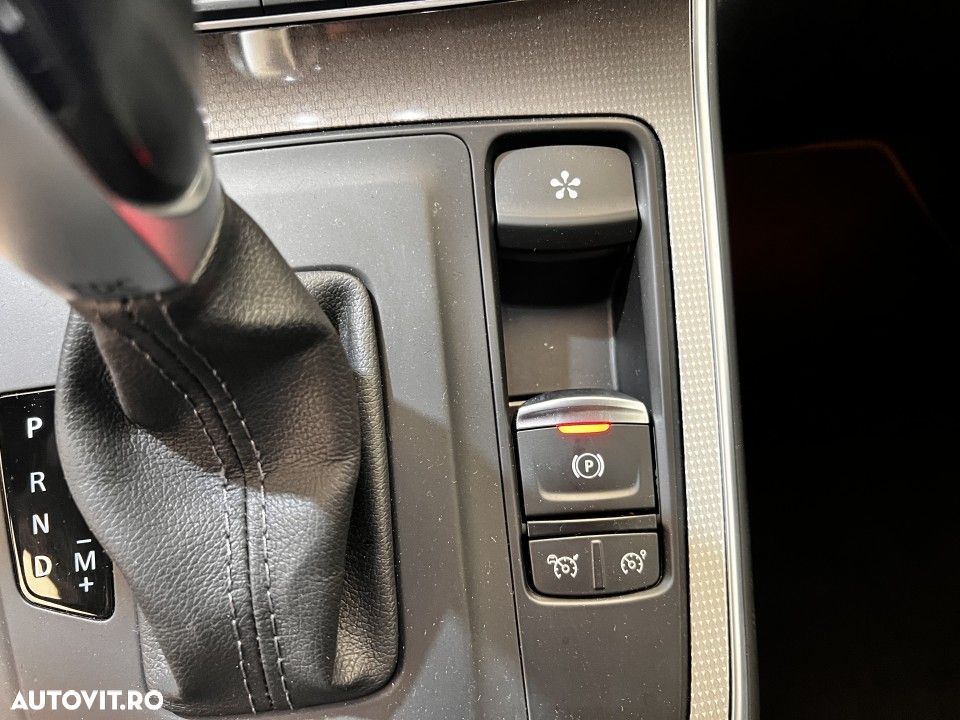 Renault Grand Scenic - 26