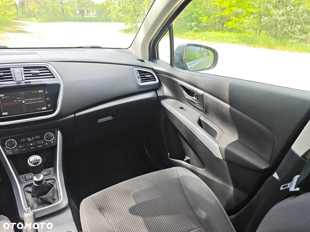 Suzuki SX4 S-Cross 1.4 Boosterjet Comfort - 25