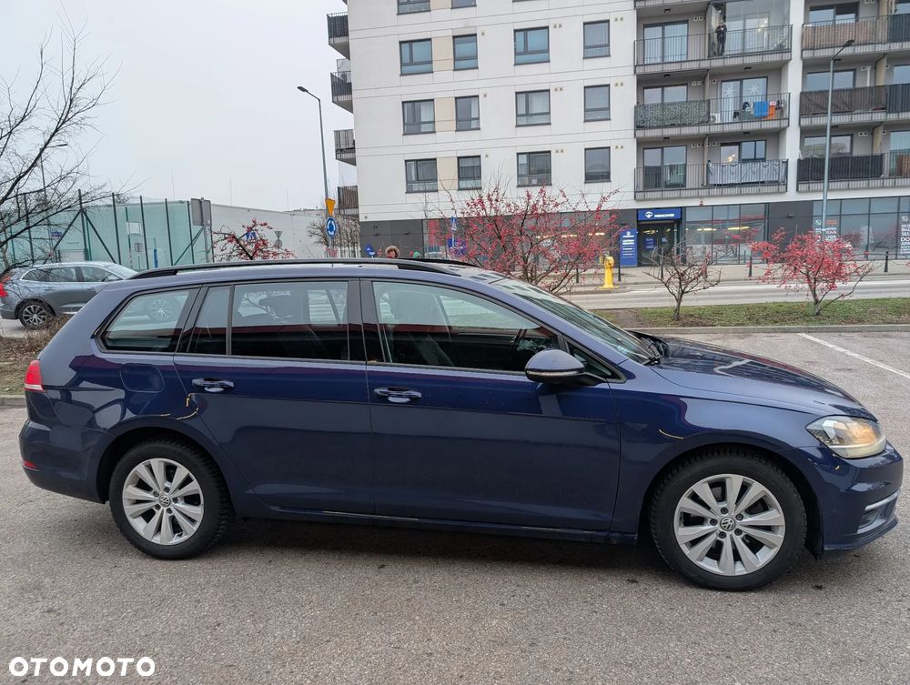 Volkswagen Golf 1.6 TDI BMT Comfortline - 18