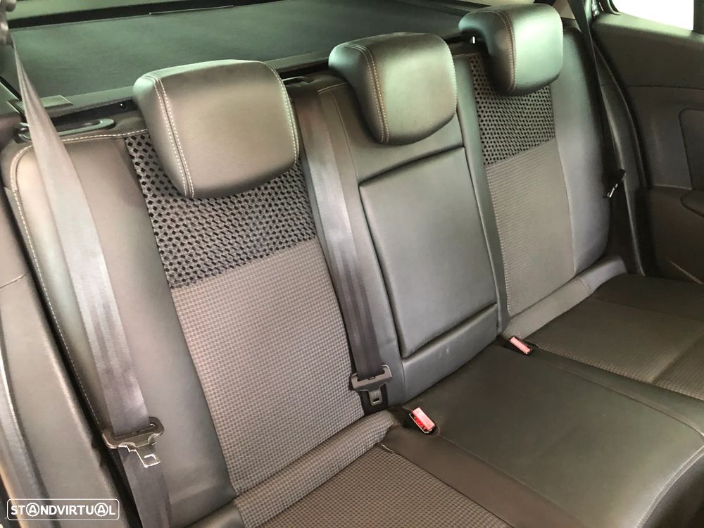 Renault Mégane Sport Tourer 1.5 dCi Dynamique S SS - 23