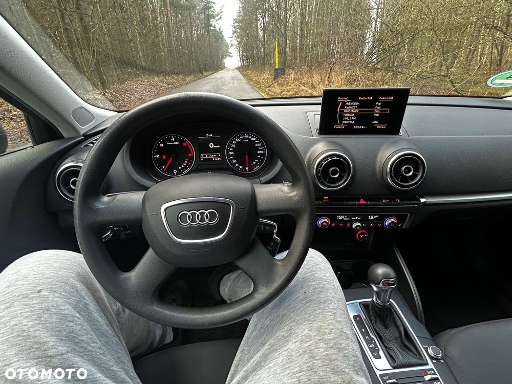 Audi A3 Sportback 1.6 TDI S tronic - 21