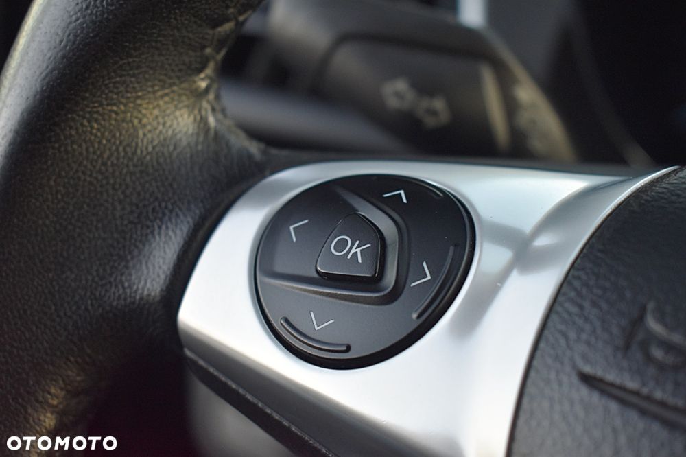 Ford Kuga 2.0 TDCi 2x4 Titanium - 32