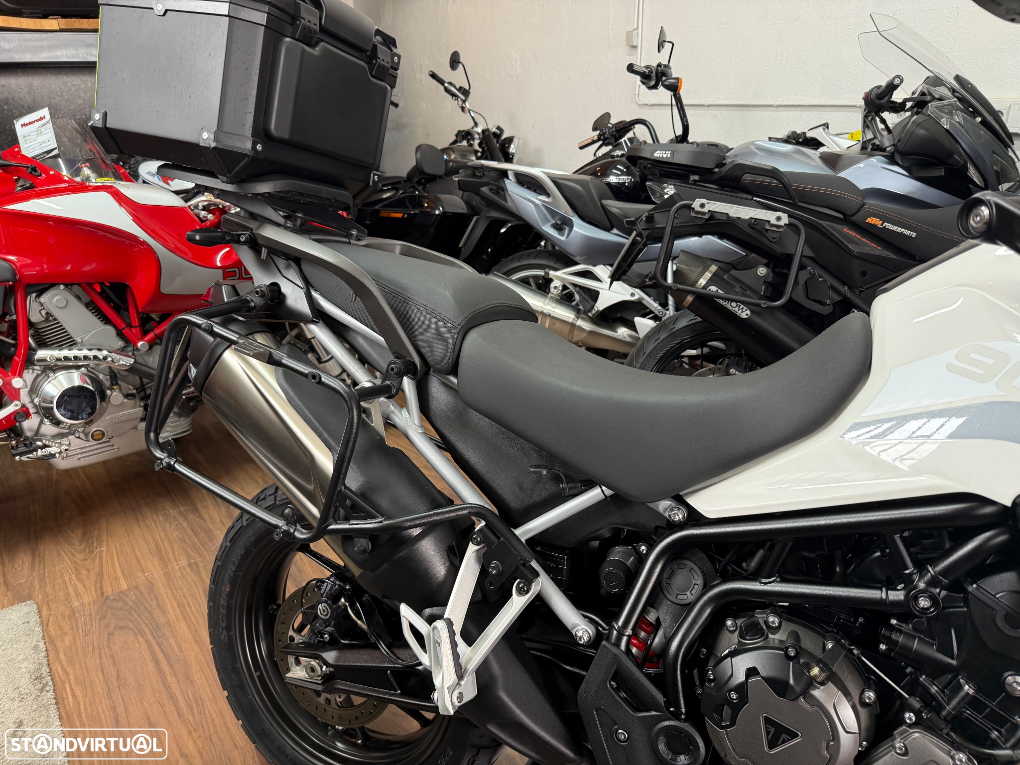 Triumph Tiger Gt Pro - 9