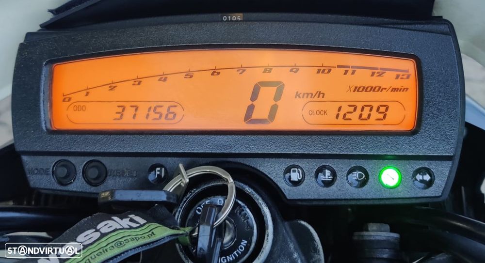 Kawasaki KLX 250 (Carta A2) - 12