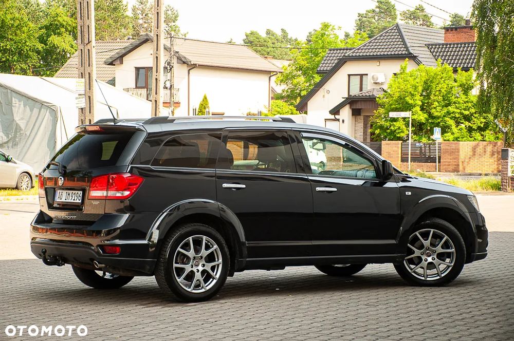 Fiat Freemont 2.0 Multijet Urban AWD - 18