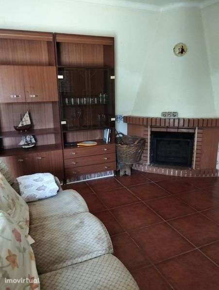 Arrenda-se T-1zona Alpiarça - Grande imagem: 4/6