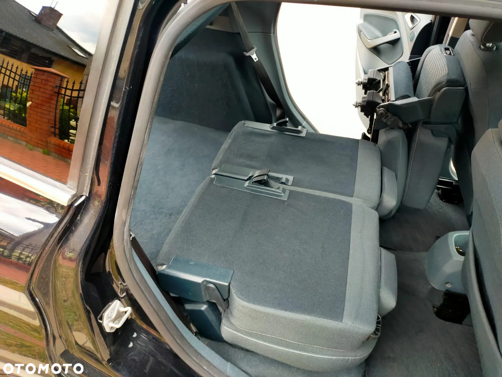 Ford C-MAX 1.6 EcoBoost Start-Stop-System Champions Edition - 30
