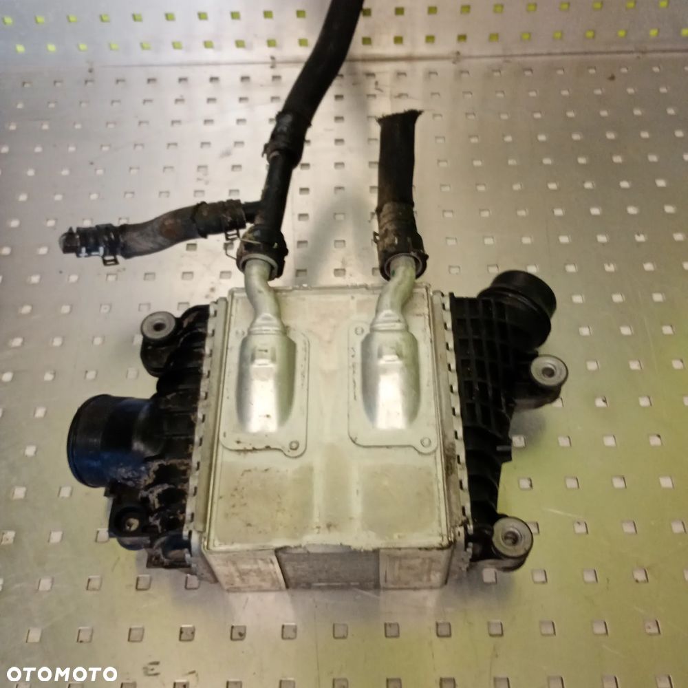 Chłodnica powietrza intercooler Jaguar GX63-6K775-AC - 1