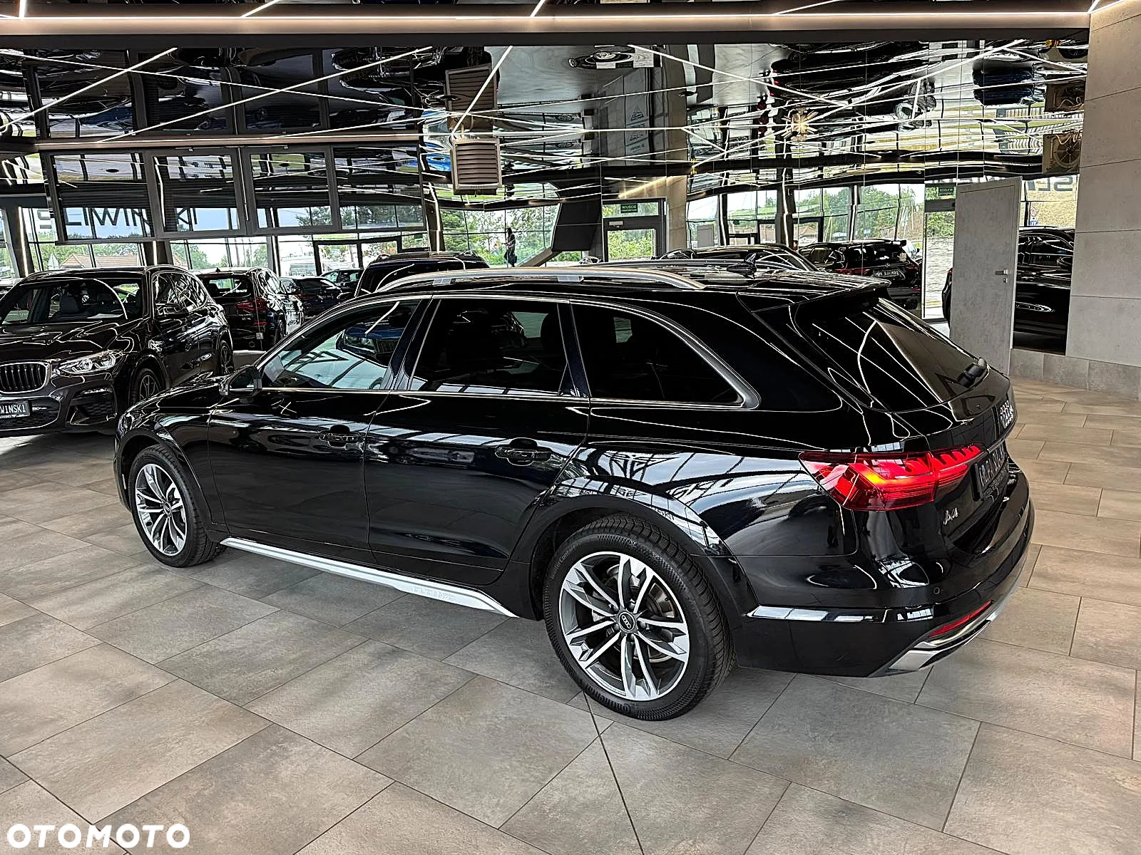 Audi A4 Avant 40 TDI quattro S tronic - 5
