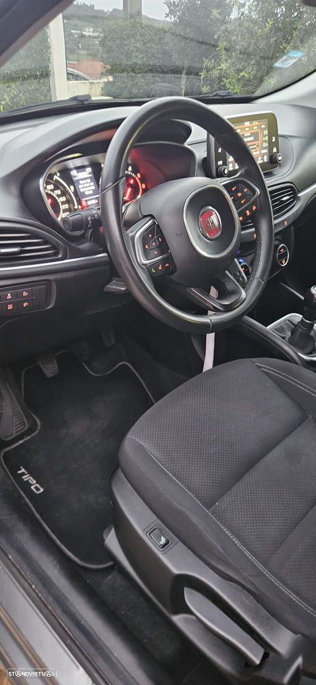 Fiat Tipo Station Wagon 1.3 M-Jet Lounge - 7