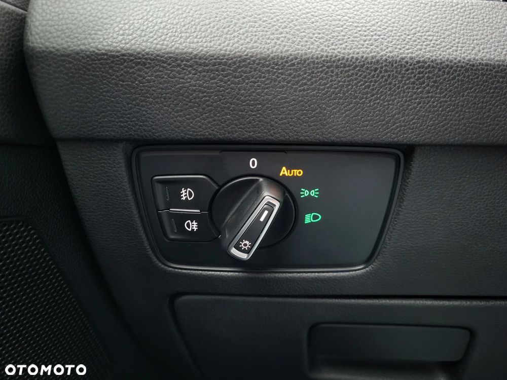 Volkswagen Passat - 9